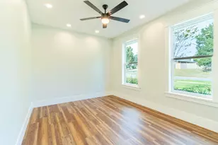 5870 Saratoga Dr, Crestview, FL 32536 - Photo 2