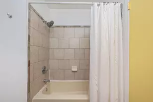 8253 Navarre Pkwy, Navarre, FL 32566 - Photo 16