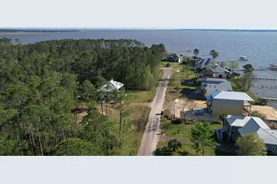 4529 Bayside Drive, Milton, FL 32583 - Photo 2