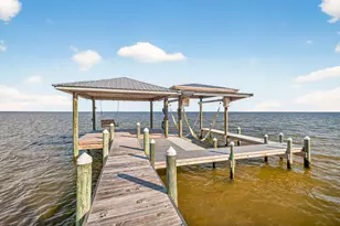 1106 Oyster Bay Dr, Milton, FL 32583 - Photo 4