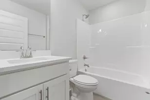 392 N 11th Street N, Defuniak Springs, FL 32433 - Photo 8