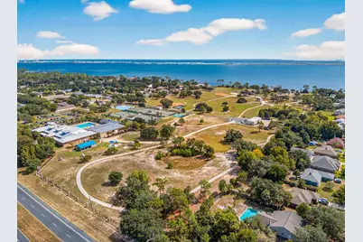 2379 Edgewood Drive, Navarre, FL 32566 - Photo 76