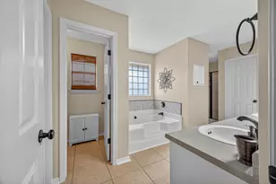 2379 Edgewood Dr, Navarre, FL 32566 - Photo 40