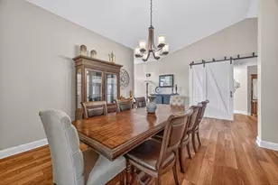 2379 Edgewood Dr, Navarre, FL 32566 - Photo 8