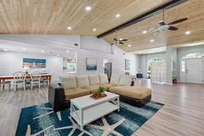 6985 Flintwood Street, Navarre, FL 32566 - Photo 20