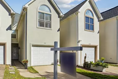 7222 Majestic Boulevard, Navarre, FL 32566 - Photo 2