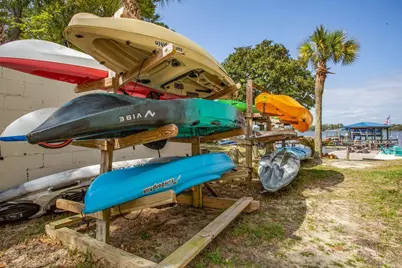 7222 Majestic Boulevard, Navarre, FL 32566 - Photo 48