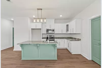 8401 Segura Street, Navarre, FL 32566 - Photo 6