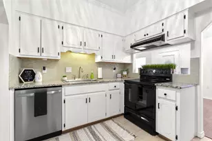 646 Emerald Ln, Fort Walton Beach, FL 32547 - Photo 12