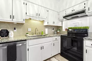 646 Emerald Ln, Fort Walton Beach, FL 32547 - Photo 10