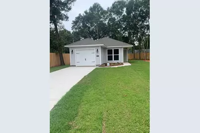 1671 Trout Drive, Defuniak Springs, FL 32433 - Photo 1