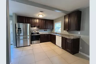 7704 W Gadsden St Street W, Pensacola, FL 32506 - Photo 6