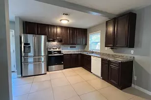 7704 W Gadsden St Street W, Pensacola, FL 32506 - Photo 6