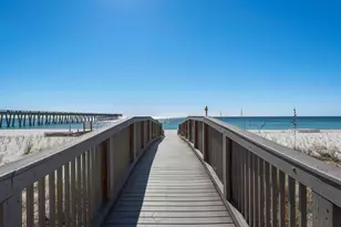 8577 Gulf Blvd, Navarre, FL 32566 - Photo 36