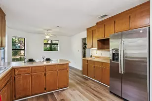 1328 Tiger Ln, Gulf Breeze, FL 32563 - Photo 8