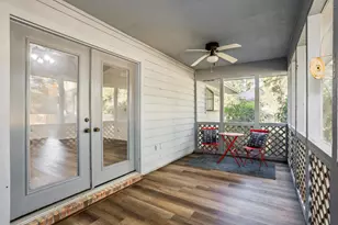 1328 Tiger Ln, Gulf Breeze, FL 32563 - Photo 24
