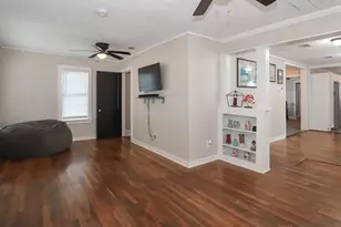 415 E Jordan Street E, Pensacola, FL 32503 - Photo 2