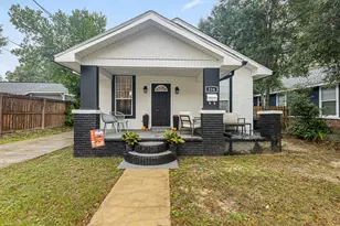 216 N B Street N, Pensacola, FL 32502 - Photo 1