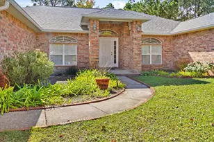 8335 Onich Dr, Navarre, FL 32566 - Photo 2