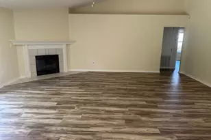 2308 Valley Pl, Navarre, FL 32566 - Photo 10