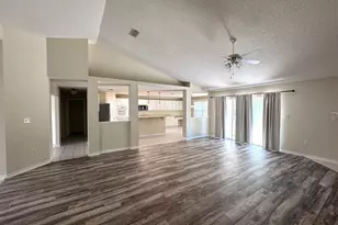 2308 Valley Pl, Navarre, FL 32566 - Photo 2