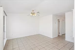 8460 Gulf Blvd, Navarre, FL 32566 - Photo 2