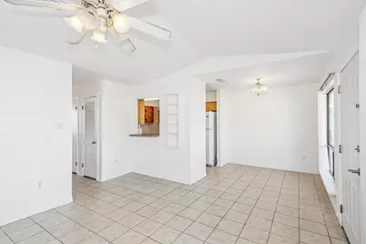 8460 Gulf Boulevard #APT 302, Navarre, FL 32566 - Photo 4