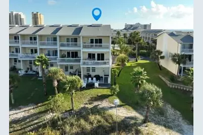 1440 Paradise Point Drive #UNIT 6, Navarre, FL 32566 - Photo 8