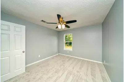 8828 Arlington Place, Navarre, FL 32566 - Photo 16