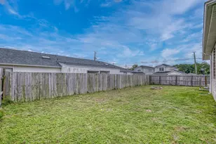 8505 Carlos St, Navarre, FL 32566 - Photo 42