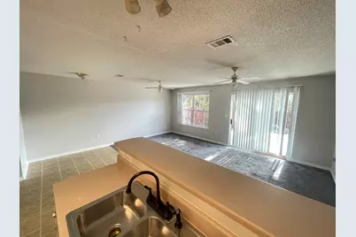 136 Noblat Drive, Mary Esther, FL 32569 - Photo 4