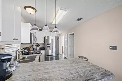 7476 Sunset Harbor Drive #APT 423, Navarre, FL 32566 - Photo 8