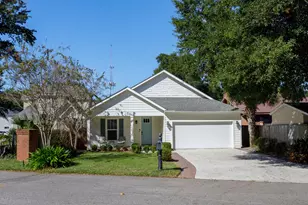 402 Bayshore Dr, Pensacola, FL 32507 - Photo 8