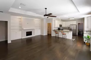 402 Bayshore Dr, Pensacola, FL 32507 - Photo 10