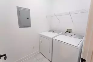 402 Bayshore Dr, Pensacola, FL 32507 - Photo 38