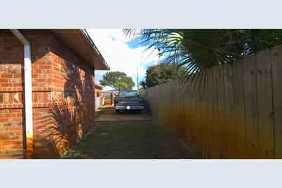 2065 Bella Breeze Court, Navarre, FL 32566 - Photo 22