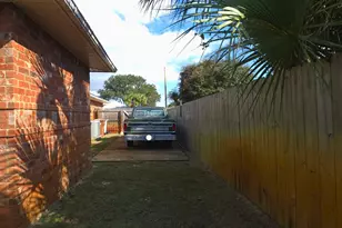 2065 Bella Breeze Ct, Navarre, FL 32566 - Photo 22