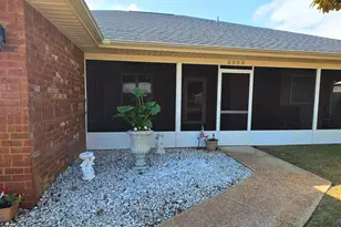 2065 Bella Breeze Ct, Navarre, FL 32566 - Photo 2