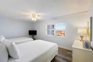 1600 Via Deluna Dr, Pensacola Beach, FL 32561 - Photo 22