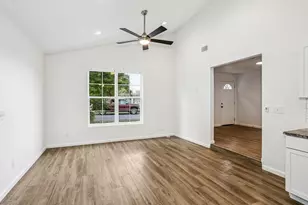 100 NW King Street NW, Fort Walton Beach, FL 32548 - Photo 8