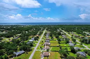 6719 Marlin St, Navarre, FL 32566 - Photo 16