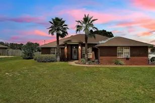 6719 Marlin St, Navarre, FL 32566 - Photo 1