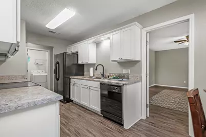 5499 Chantilly Circle, Milton, FL 32583 - Photo 6