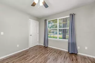 5499 Chantilly Cir, Milton, FL 32583 - Photo 16