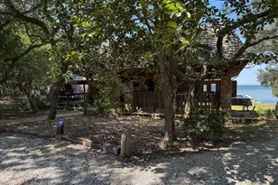 320 N Sunset Blvd N, Gulf Breeze, FL 32561 - Photo 2