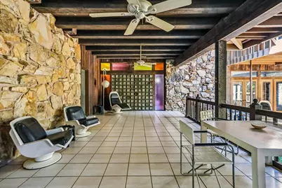 320 N Sunset Boulevard N, Gulf Breeze, FL 32561 - Photo 4