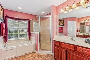 1638 Monet Dr Dr, Gulf Breeze, FL 32563 - Photo 24