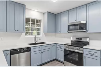 910 S Whisperwood Lane S, Fort Walton Beach, FL 32547 - Photo 10