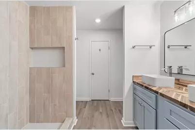 910 S Whisperwood Lane S, Fort Walton Beach, FL 32547 - Photo 8