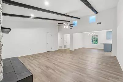 910 S Whisperwood Lane S, Fort Walton Beach, FL 32547 - Photo 14